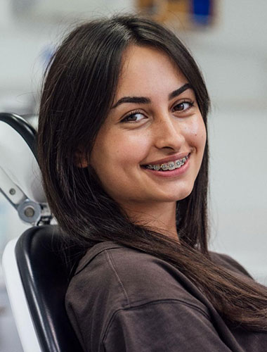 img-newsmile-treatment-bracesforadults-howwork