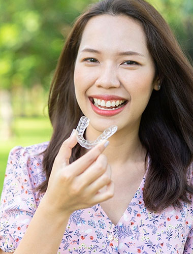 img-newsmile-treatment-invisalignforteen-whynewsmile